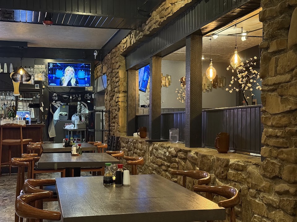 MoMo Sushi & Grill